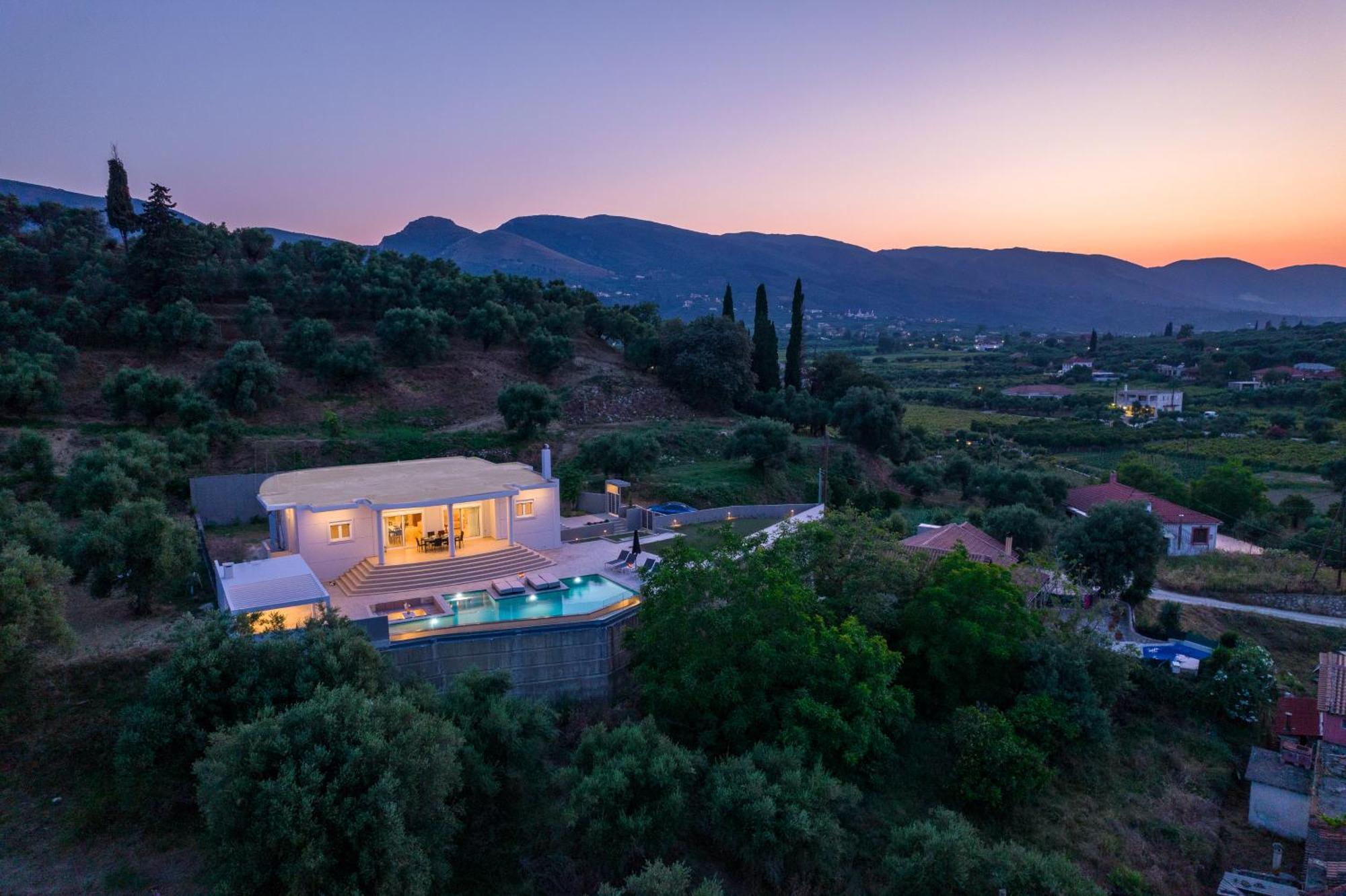 Villa Moonstone Mouzákion Exterior foto